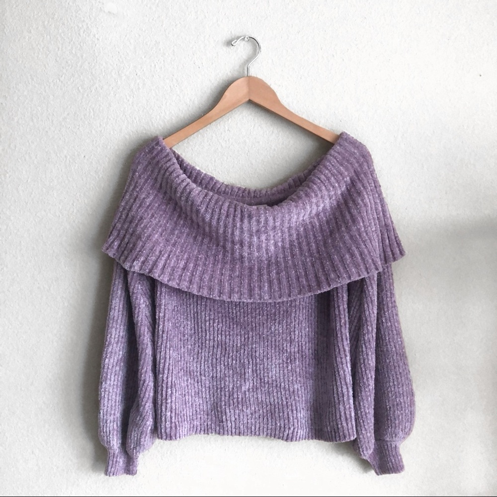 NWT! Off the Shoulder Lavender Sweater!